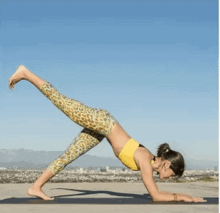 gerakan yoga untuk memperkuat tubuh